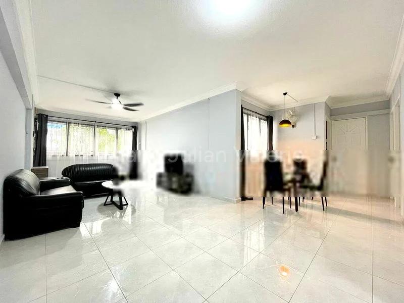4 Room (4A) HDB for Rent in  222 Tampines Street 24 - Image 3